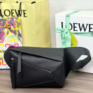 LOEWE Small Puzzle Belt Bag in Grained Calfskin
